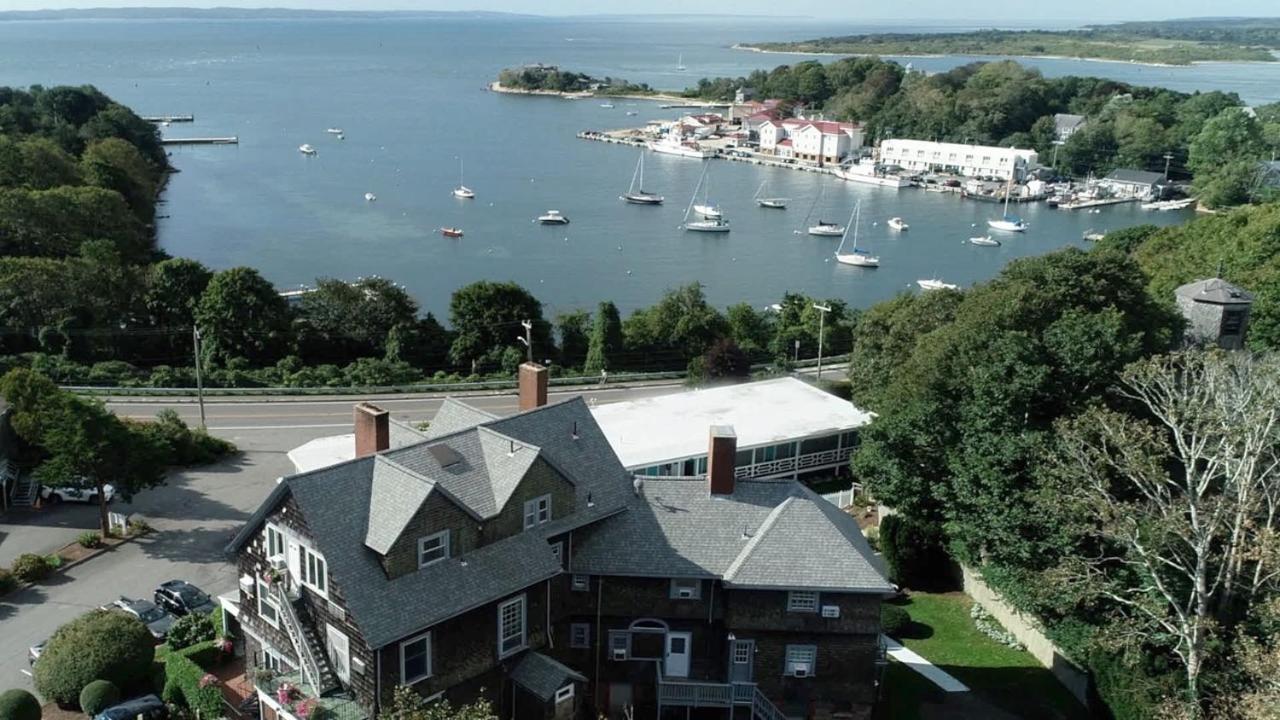 Sands Of Time Motor Inn & Harbor House Woods Hole Bagian luar foto