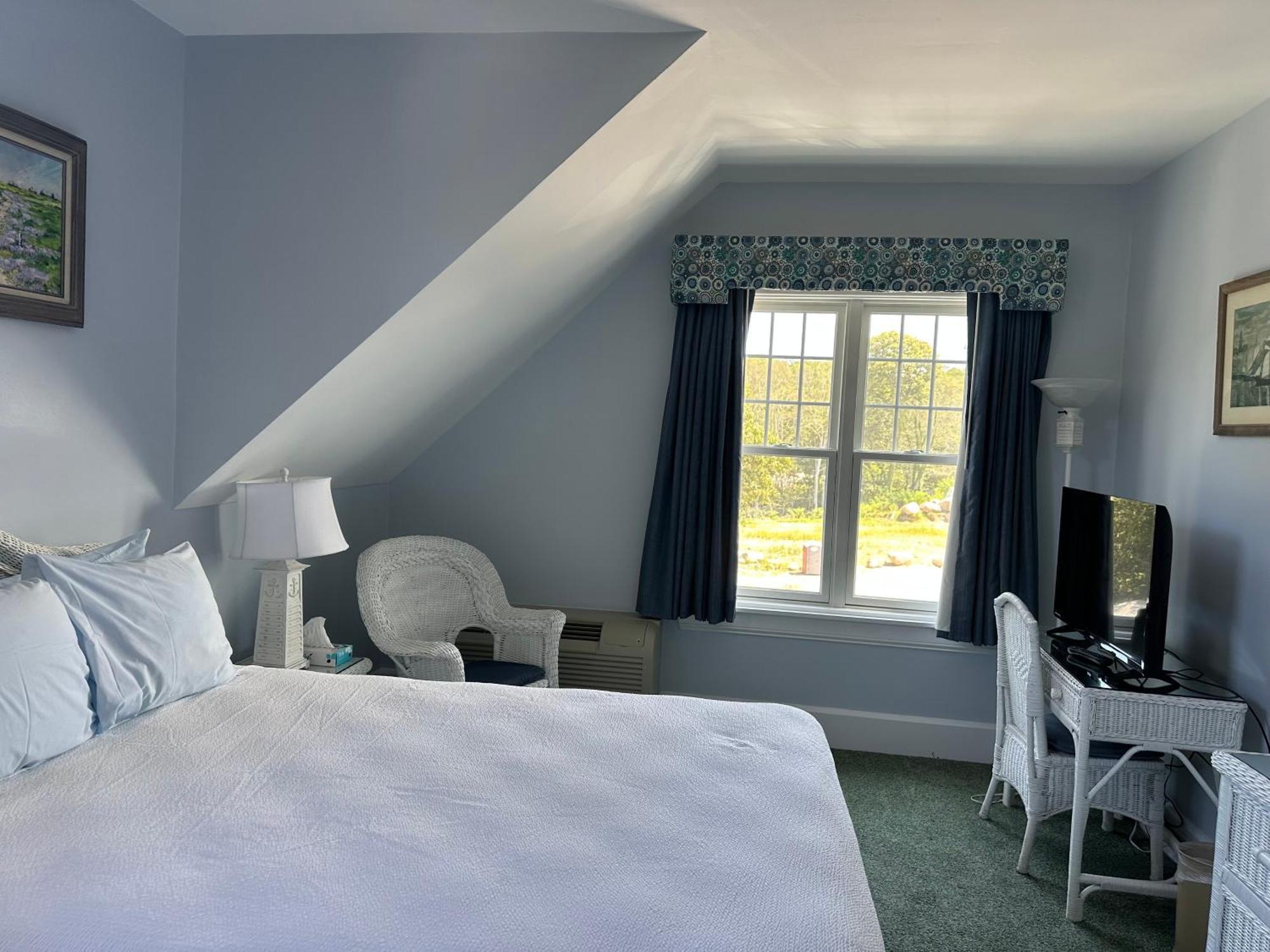 Sands Of Time Motor Inn & Harbor House Woods Hole Bagian luar foto