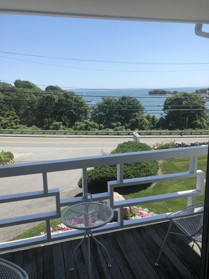 Sands Of Time Motor Inn & Harbor House Woods Hole Bagian luar foto
