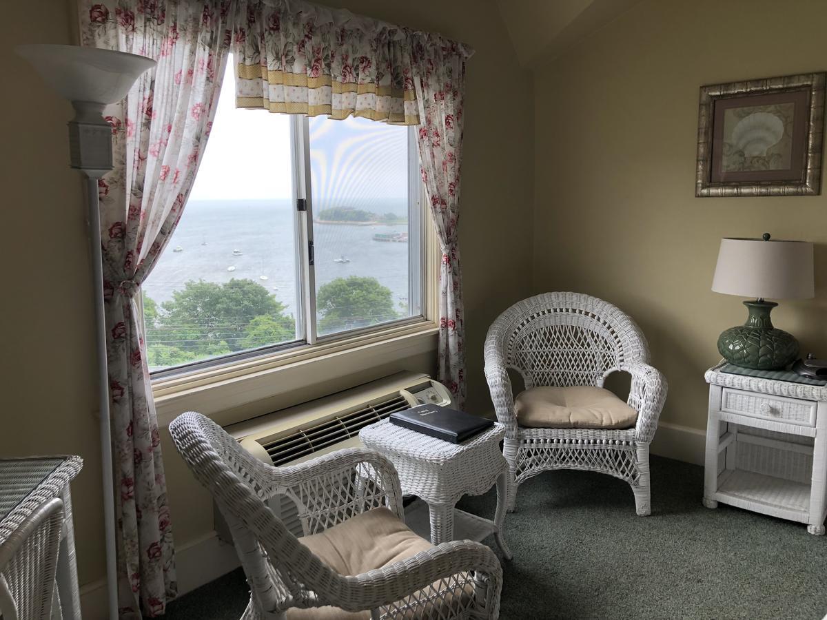 Sands Of Time Motor Inn & Harbor House Woods Hole Bagian luar foto